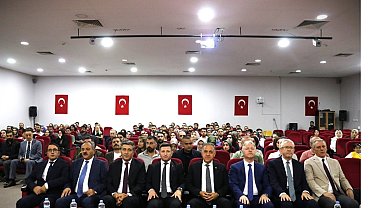 Vali Usta öğretmenlerle bir araya geldi