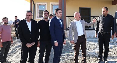 Vali Varol, Sincik'te yapımı tamamlanan köy evlerini inceledi