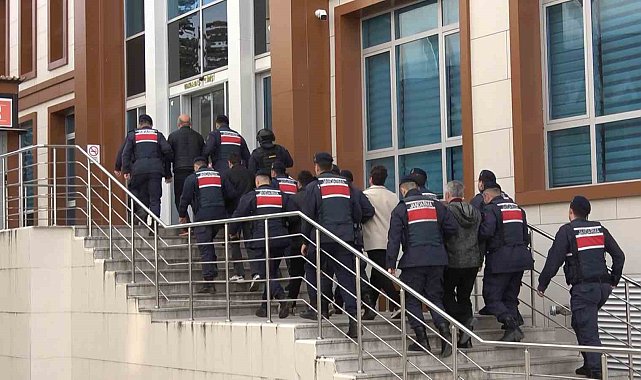 Yalova'da içme suyuna kimyasal madde karıştırdığı ileri sürülen sanıklar hakim karşısında