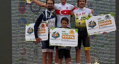 Yalova'da yapılan yarışta 2 madalya kazandı