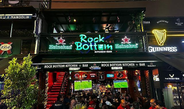 Where Changkat Comes Alive: Rock Bottom Kitchen & Bar