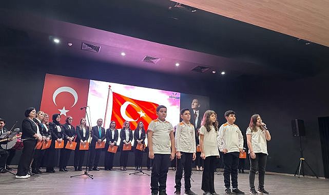 Özel Körfezim Eğitim Kurumları’ndan Vatan ve Bayrak Temalı Anlamlı Program