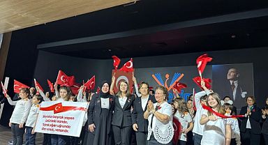 Özel Körfezim Eğitim Kurumları’ndan Vatan ve Bayrak Temalı Anlamlı Program